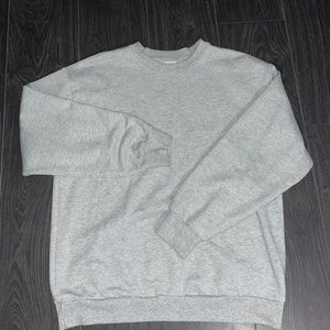 Aritzia crew neck sweater